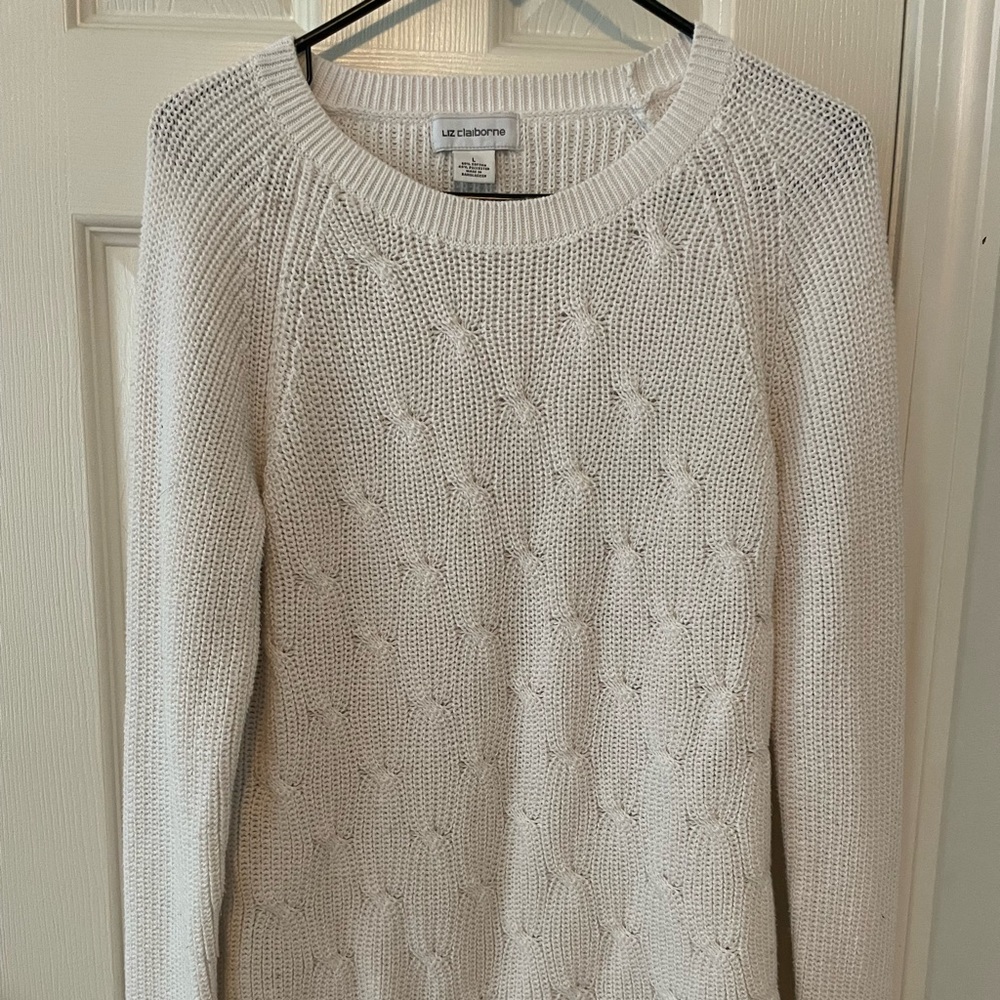 Women’s white knit sweater large crew neck long sleeve